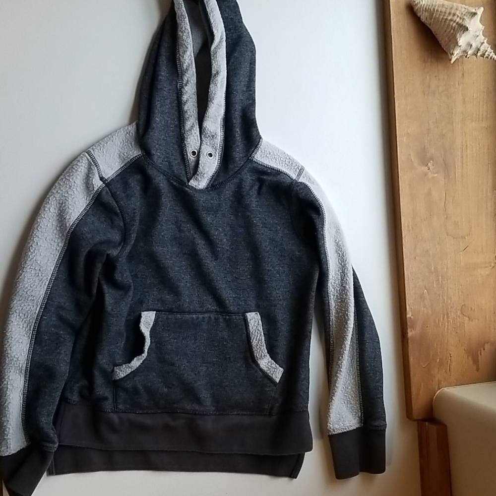 2 for $7/ Hoodie pullover, kids M